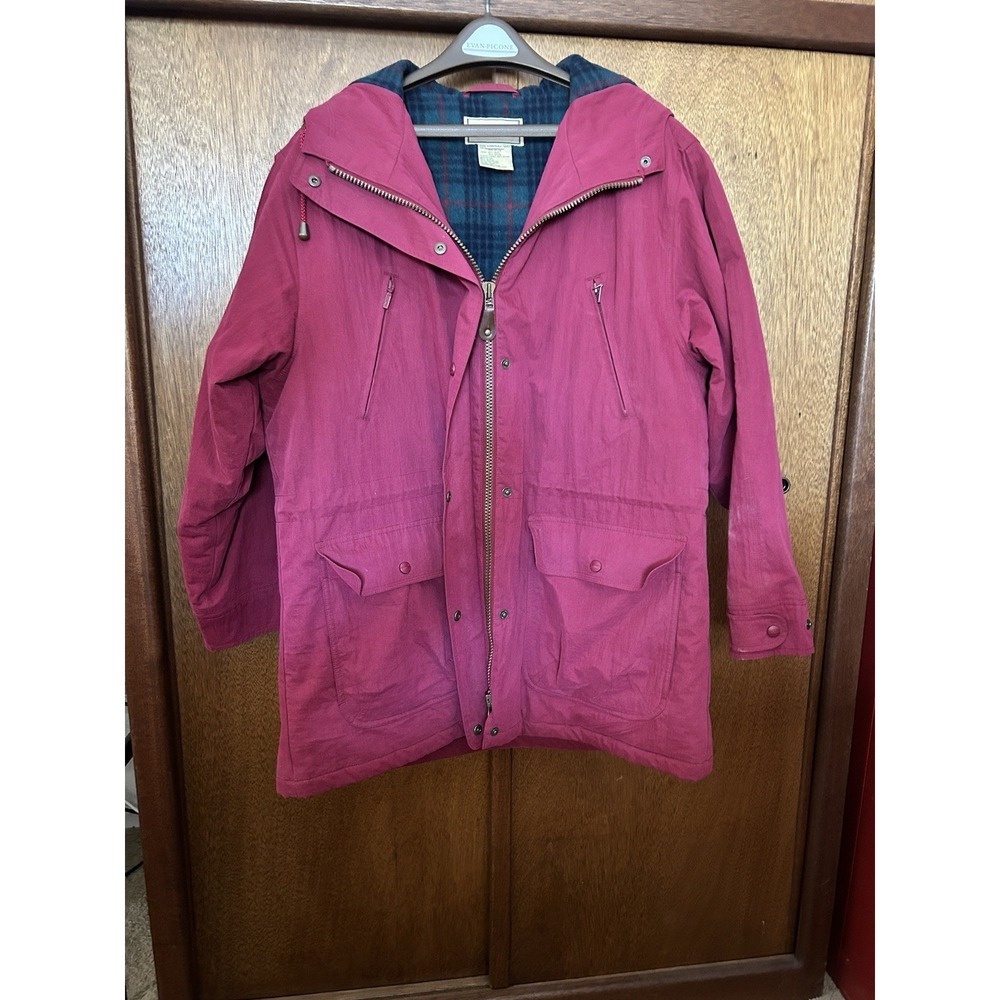L.L.Bean VTG Woman Red Plaid Parka Coat Winter Jacket XL Wool Jacket